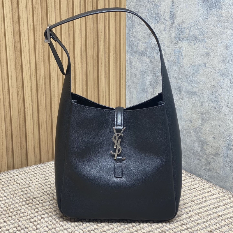 Y51 hobo bags